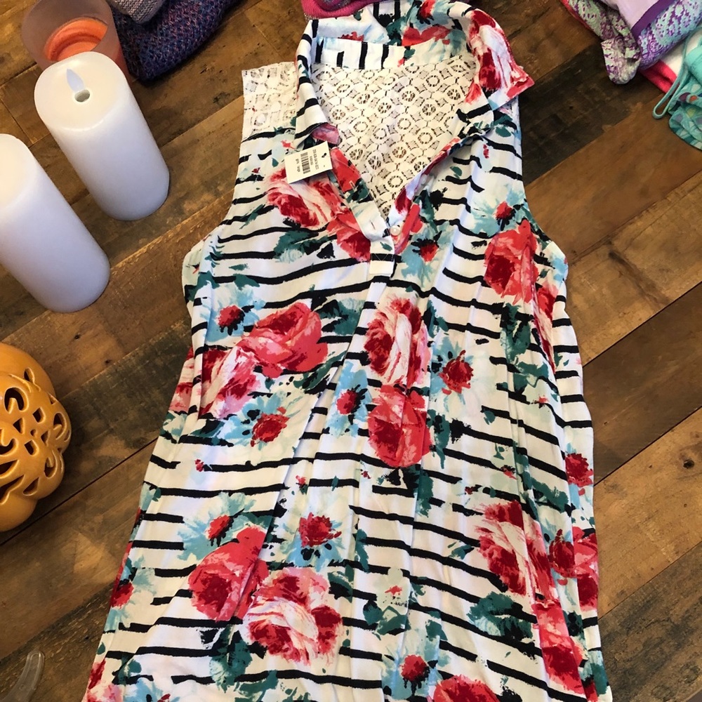 Abercrombie kids dress flattering and flowy